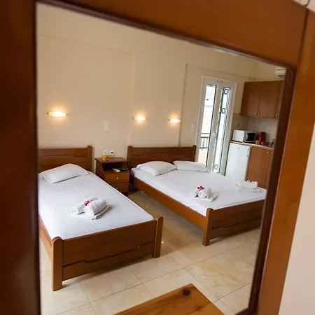 アパートホテル Calypso Luxury 3*